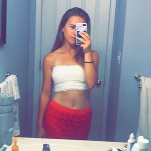 Size 6 pink American Eagle mini skirt